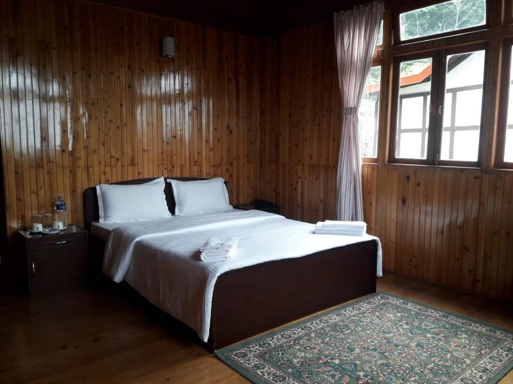 Pine Haven Resorts Takdāh Exterior foto